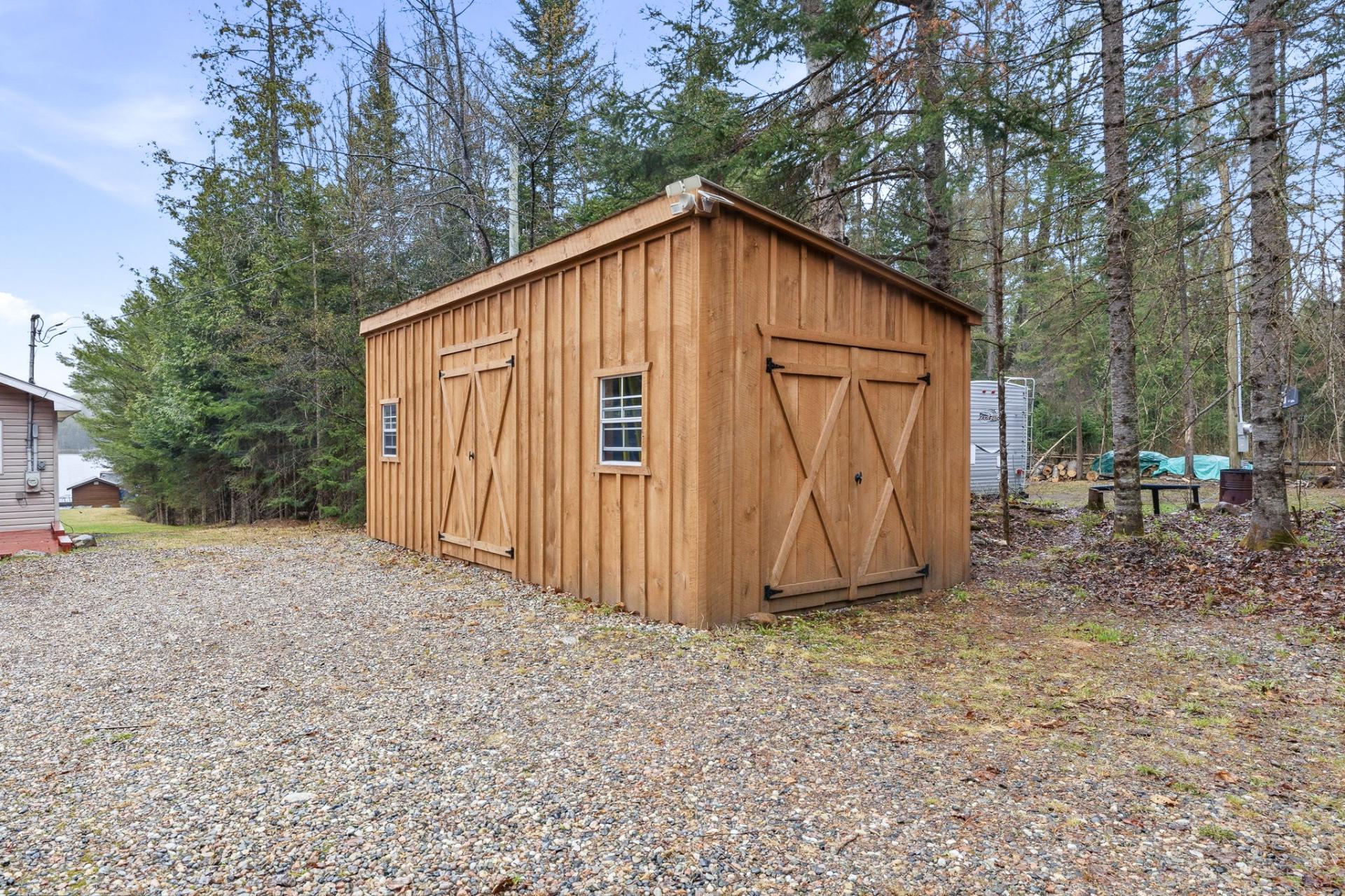 Shed
