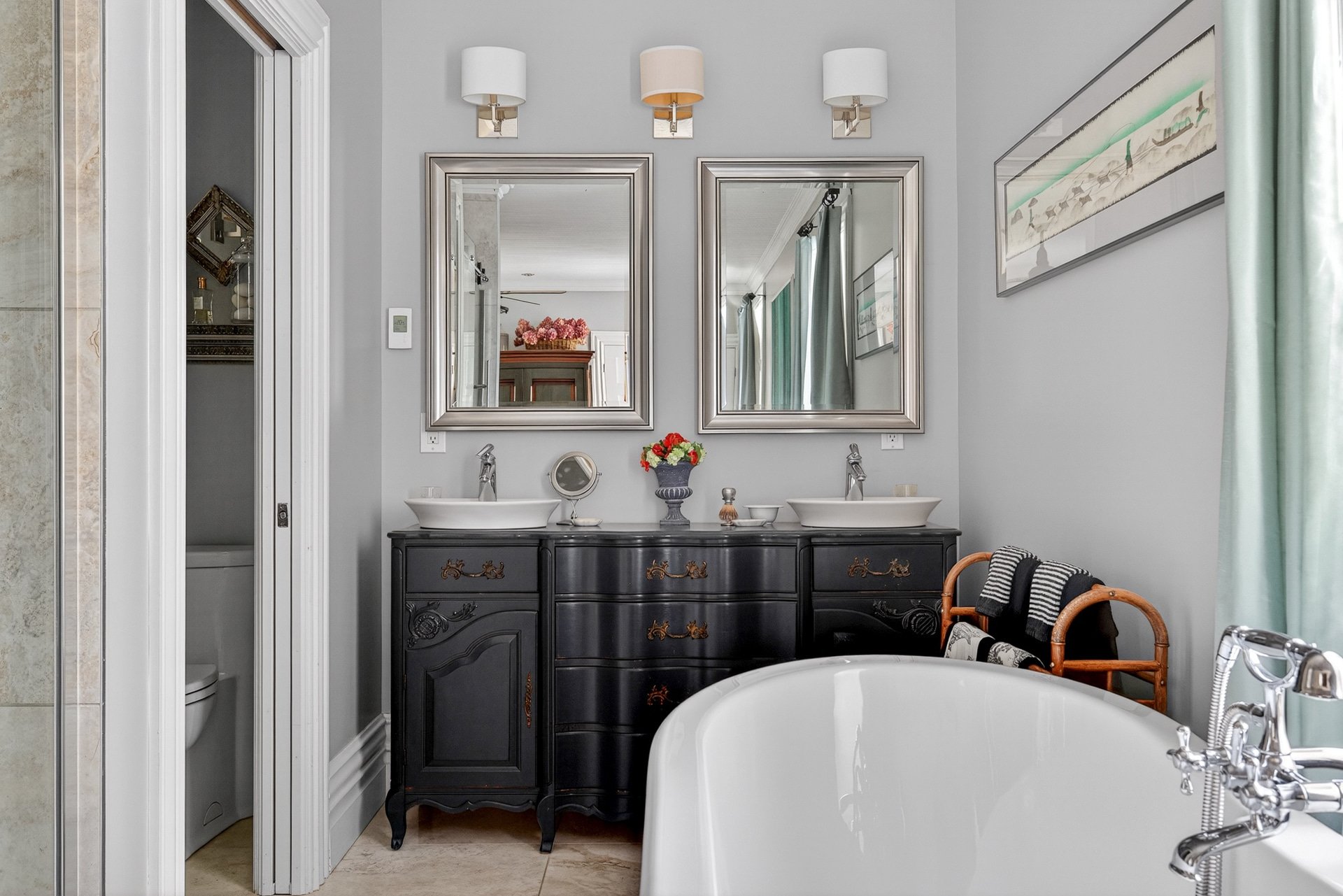 Ensuite bathroom