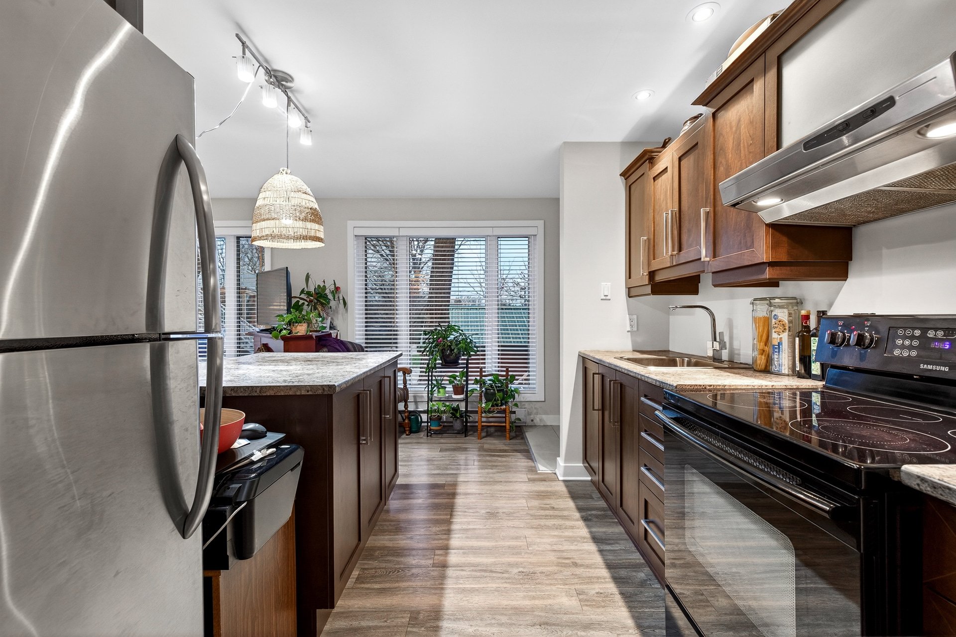 Kitchen - 1-36