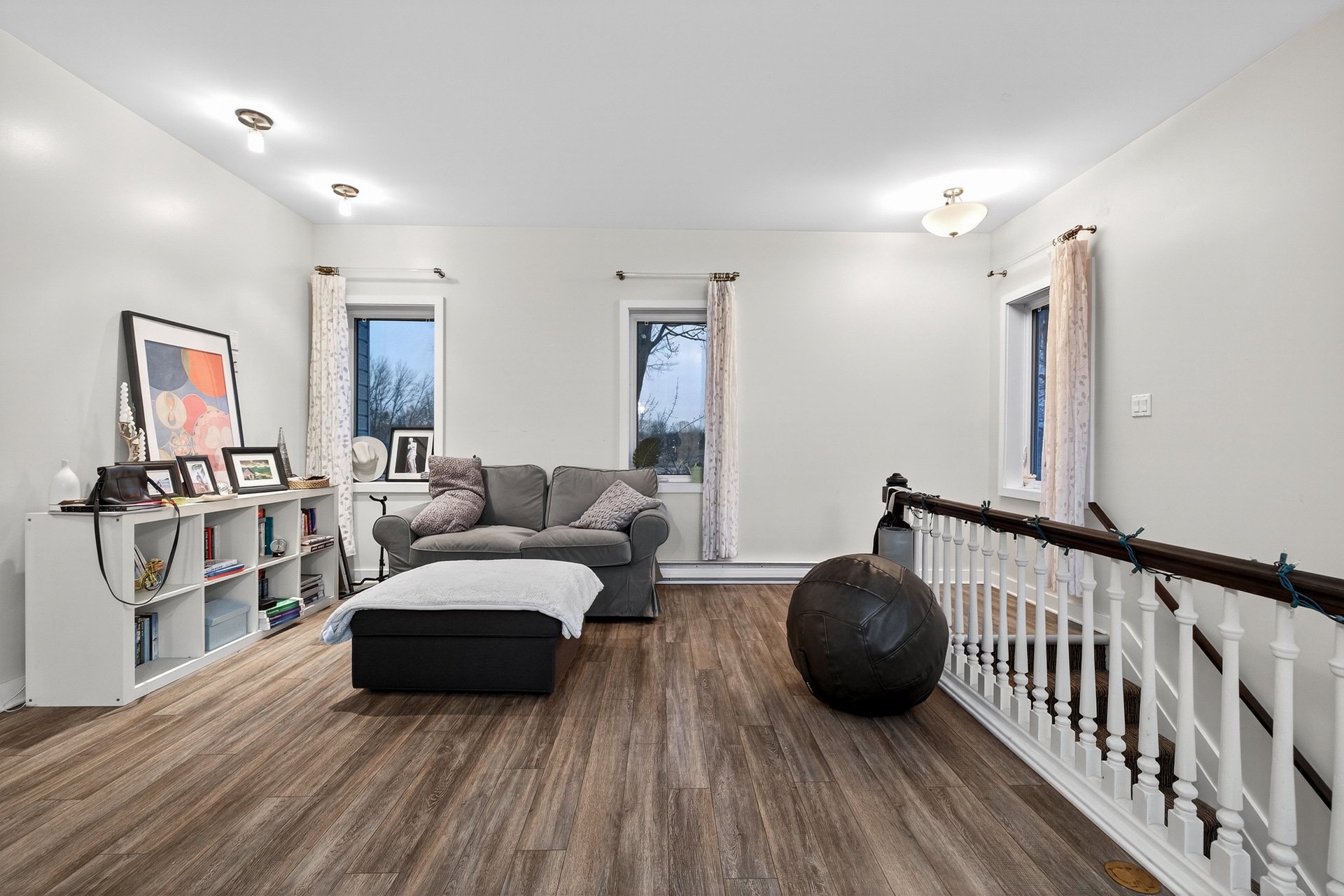 Living room - 2-36