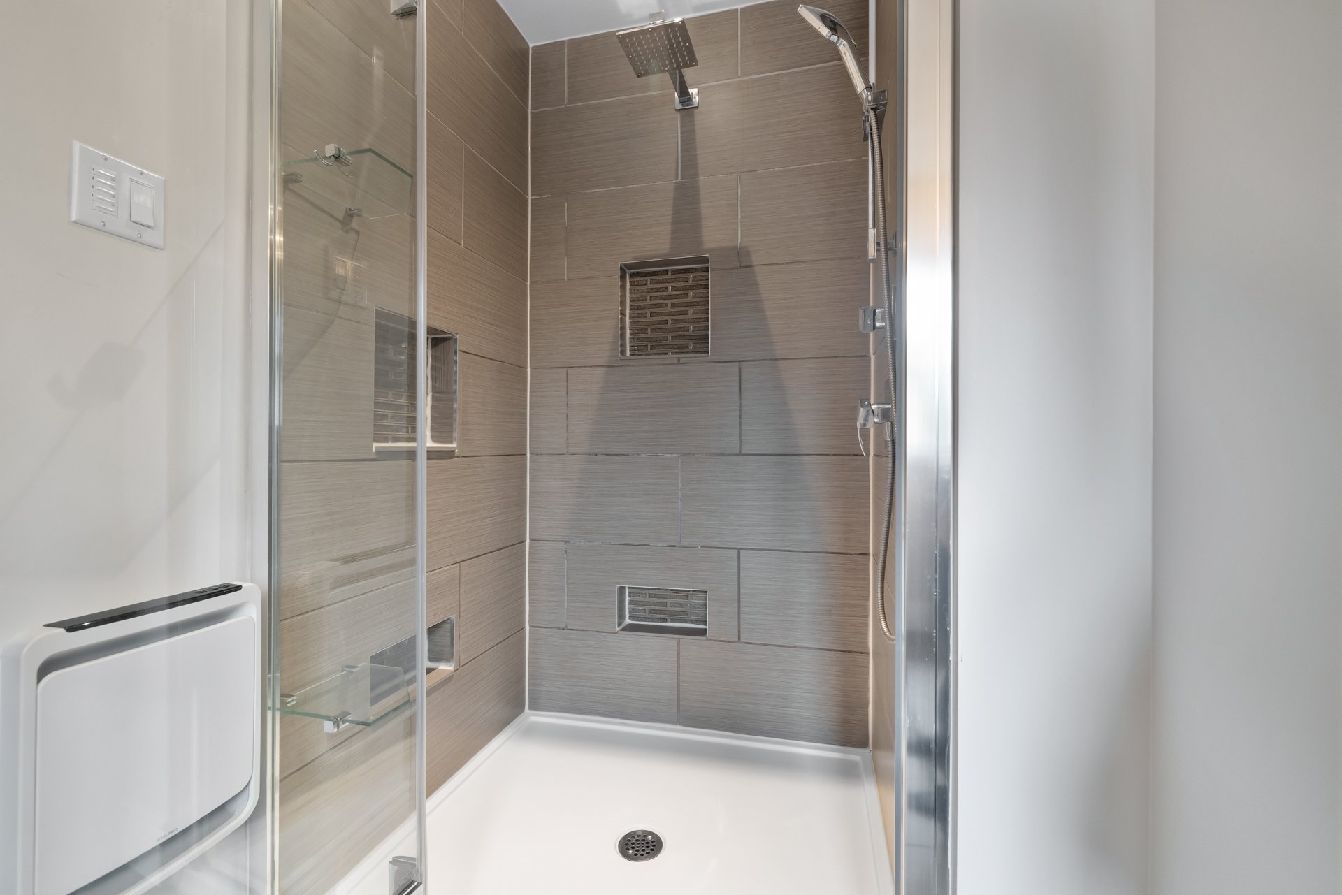 Salle de bains attenante à la CCP