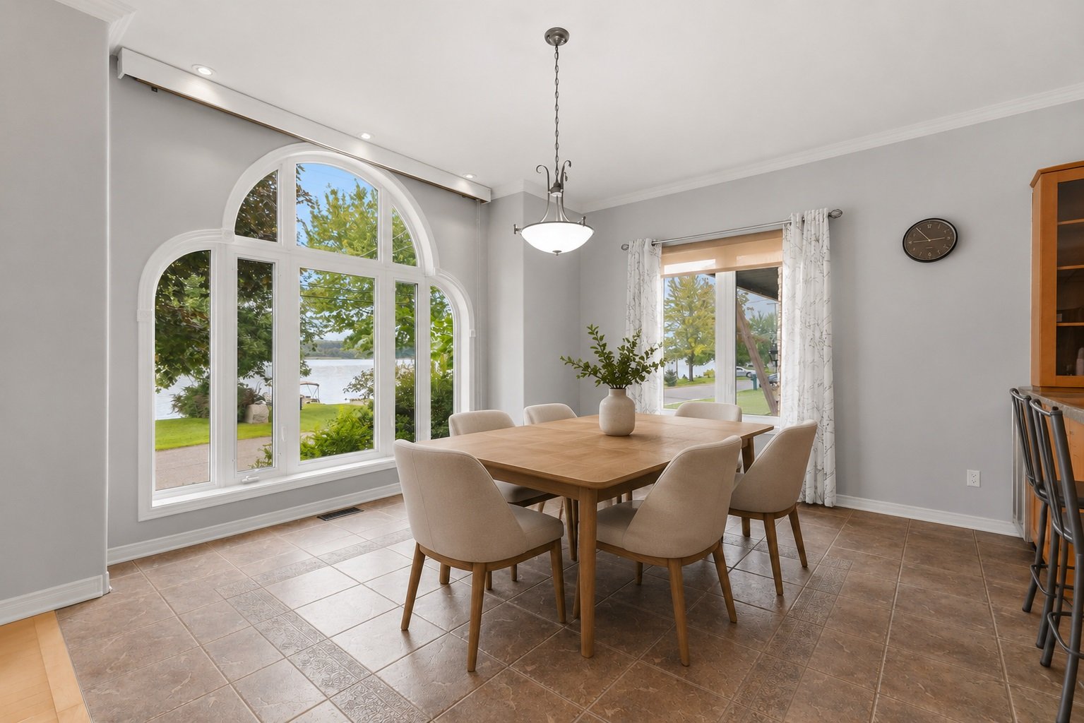 Dining Room - ChatGPT