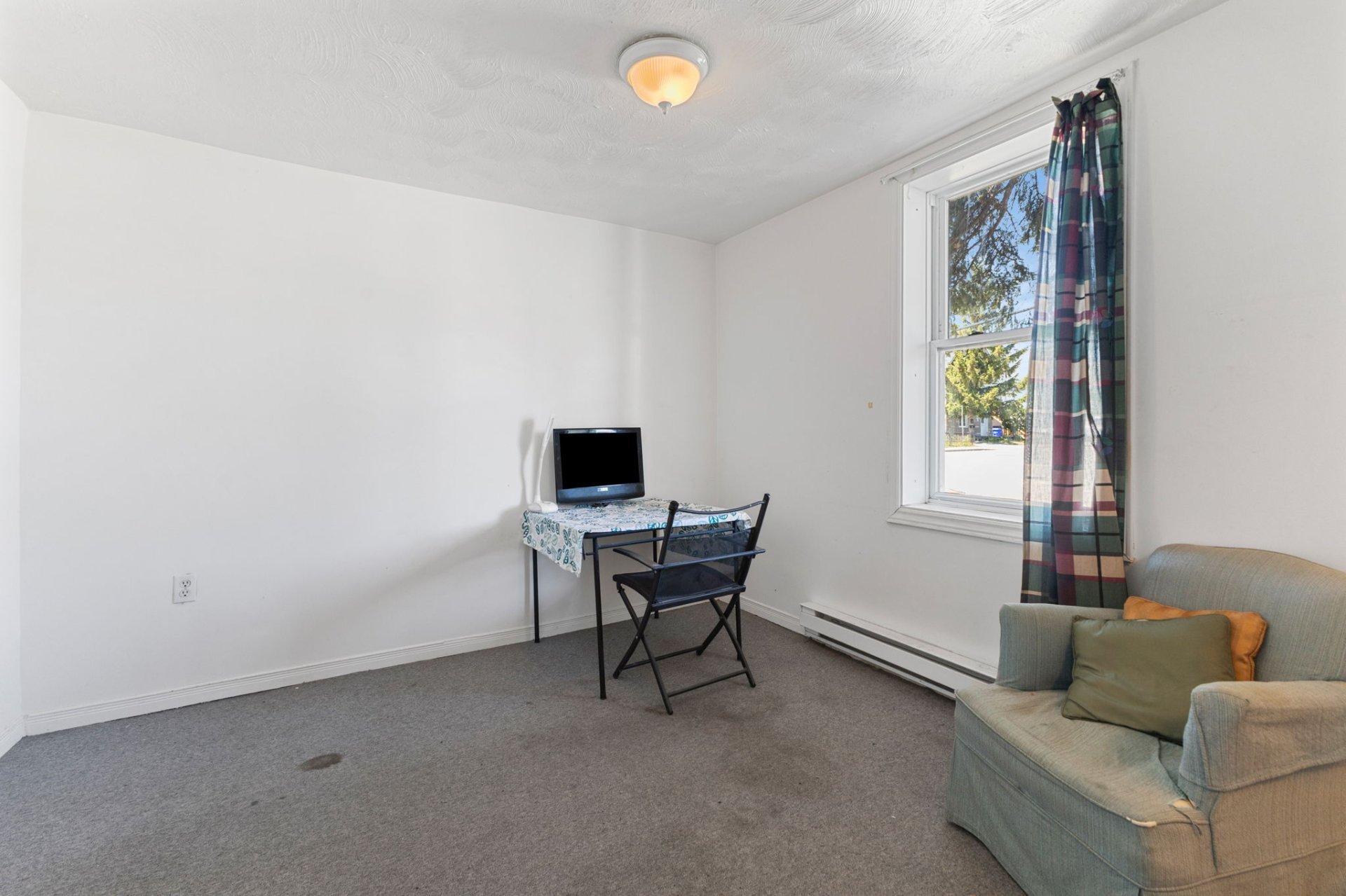 Ground floor unit