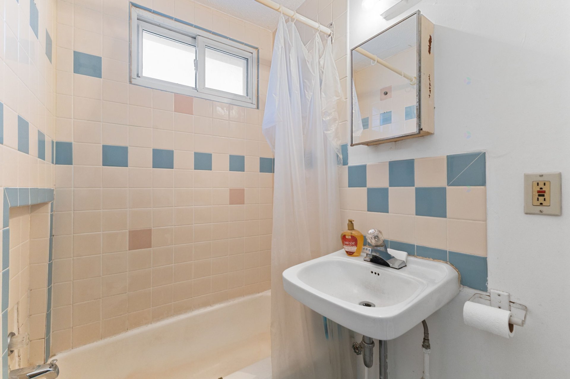 Ground floor unit