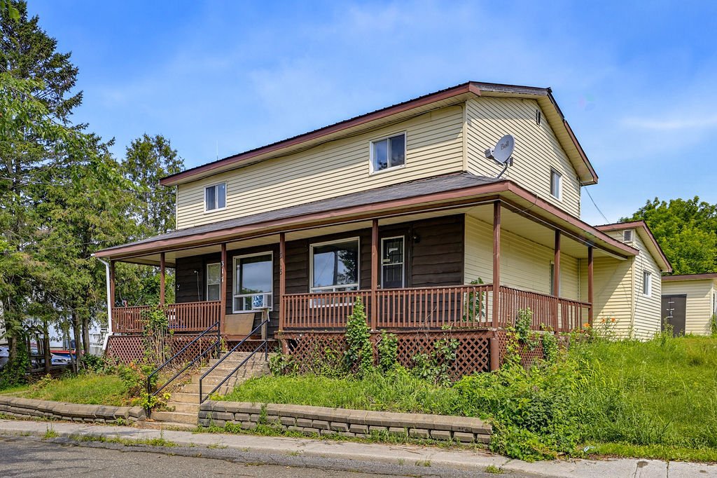 315-317 Rue Dufferin 
