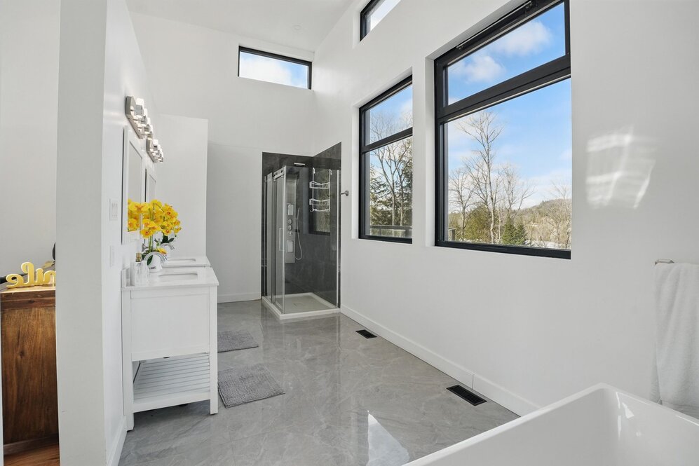 Salle de bains attenante à la CCP