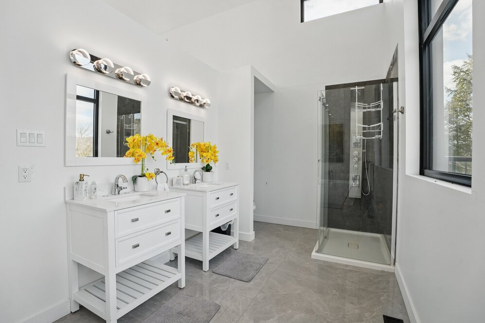 Salle de bains attenante à la CCP