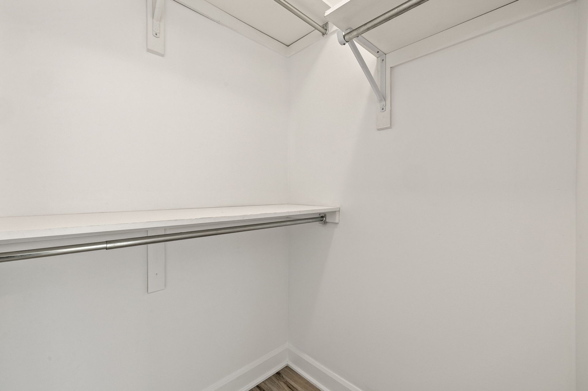 Walk-in closet