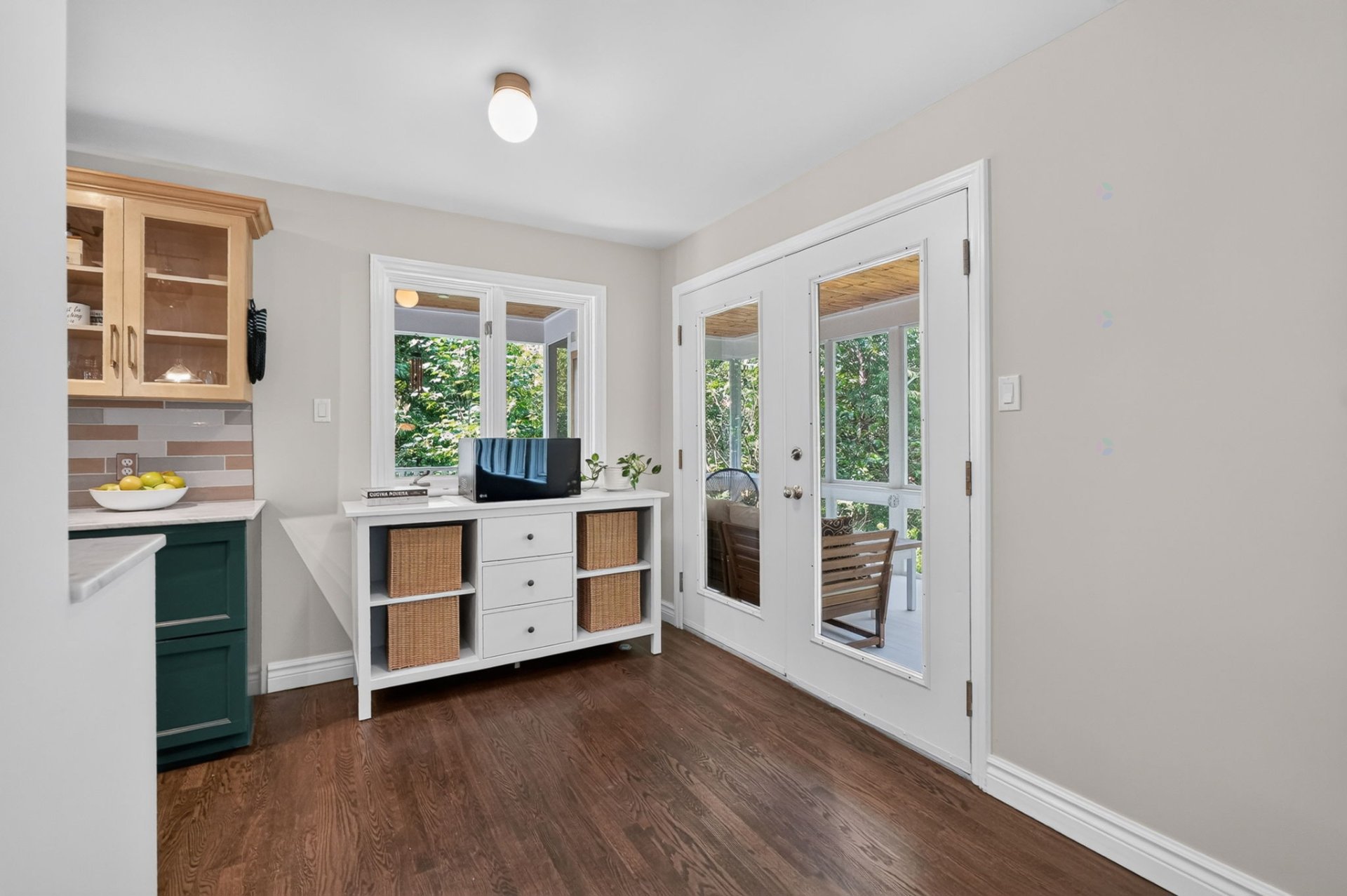 Breakfast Nook