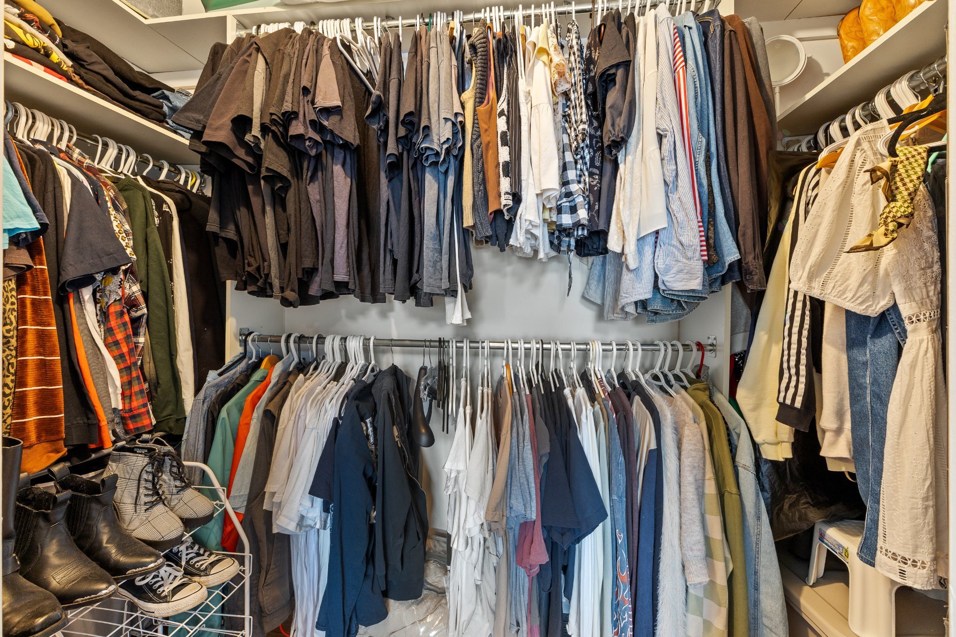 Walk-in closet