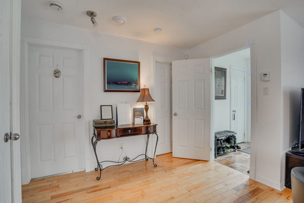 1294 Rue d'Alma — photo 3