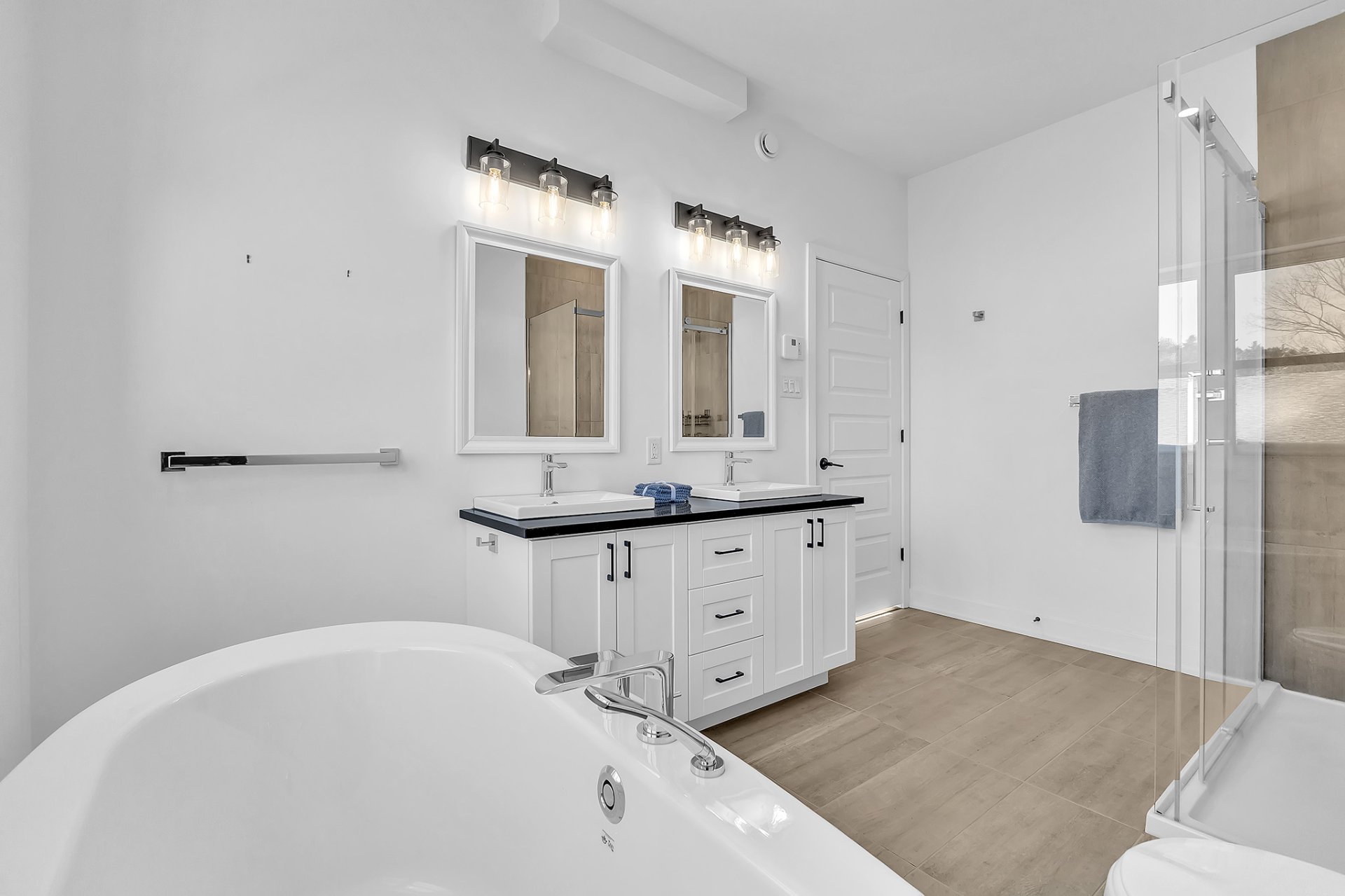 Ensuite bathroom