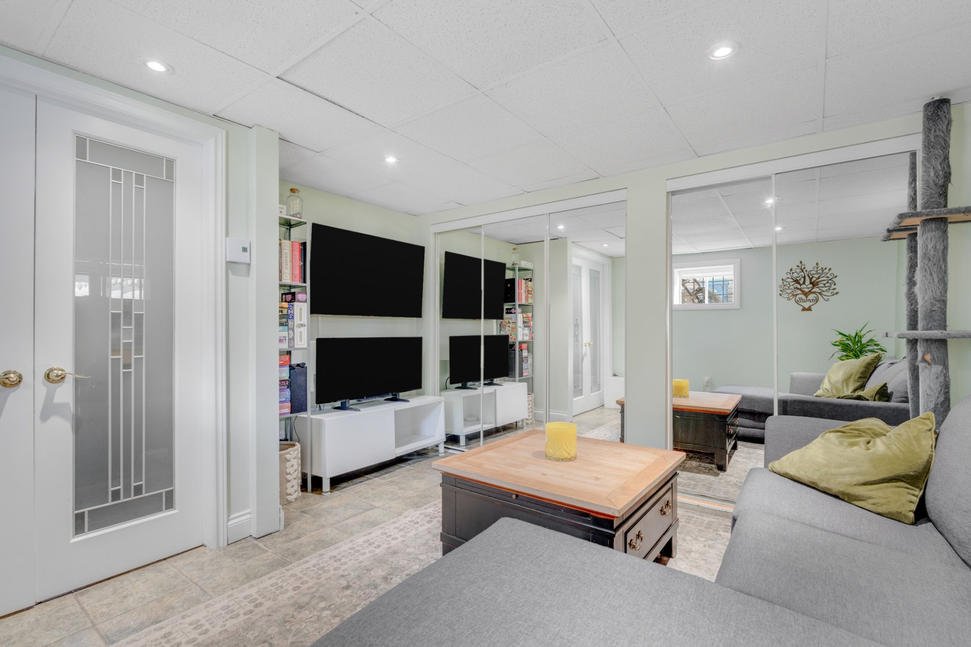 Salon - Logement au sous-sol