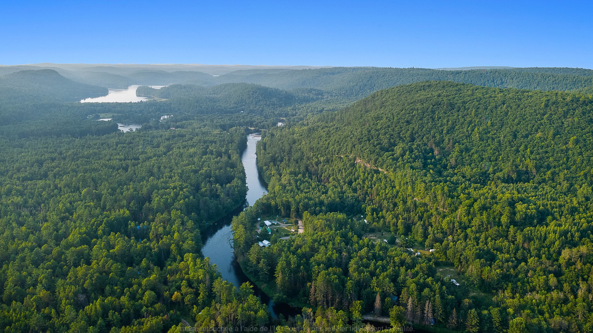 Vue sur l'eau