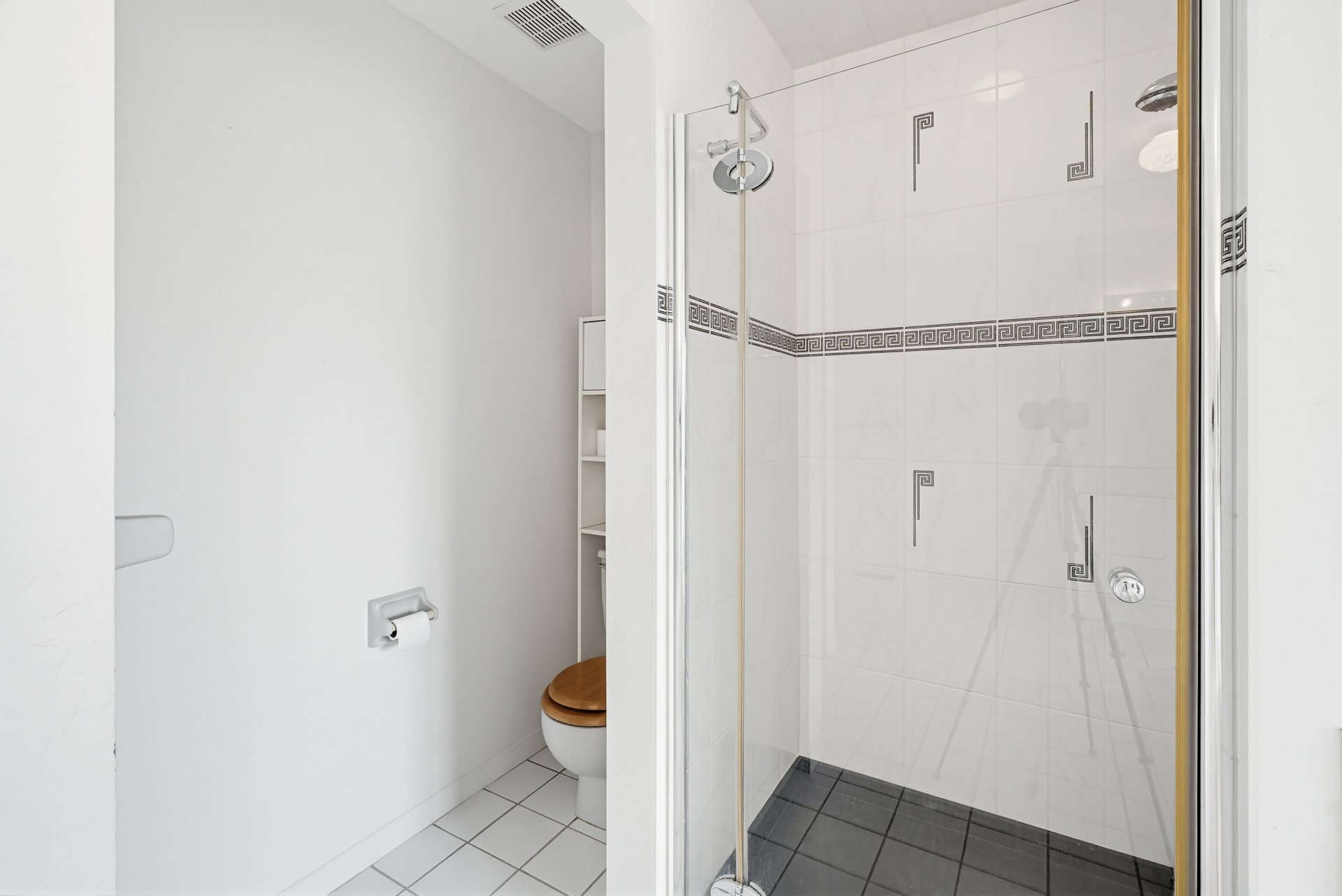 Ensuite bathroom