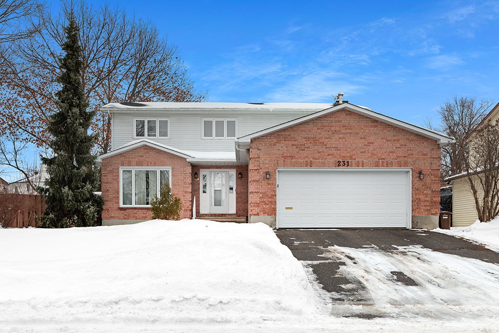 231 Av. des Explorateurs 