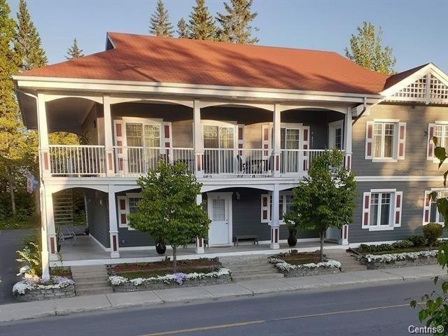 225-229 Av. du Lac 