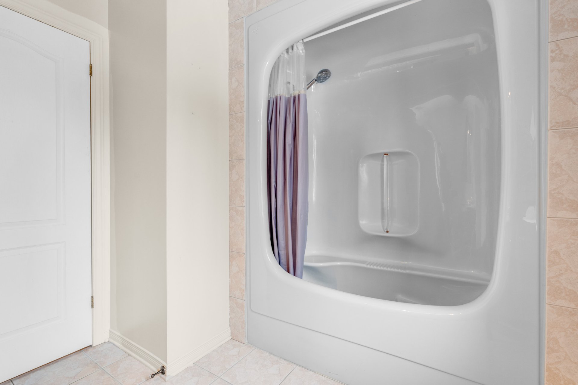Ensuite bathroom