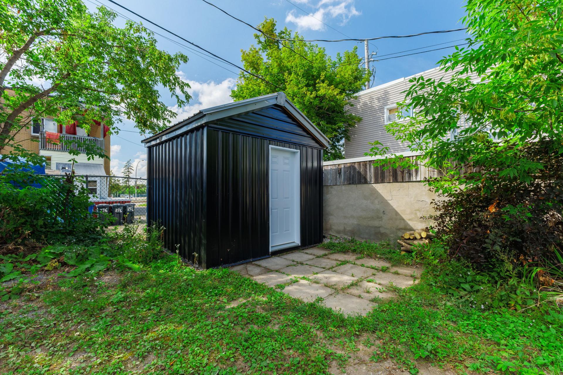 Shed