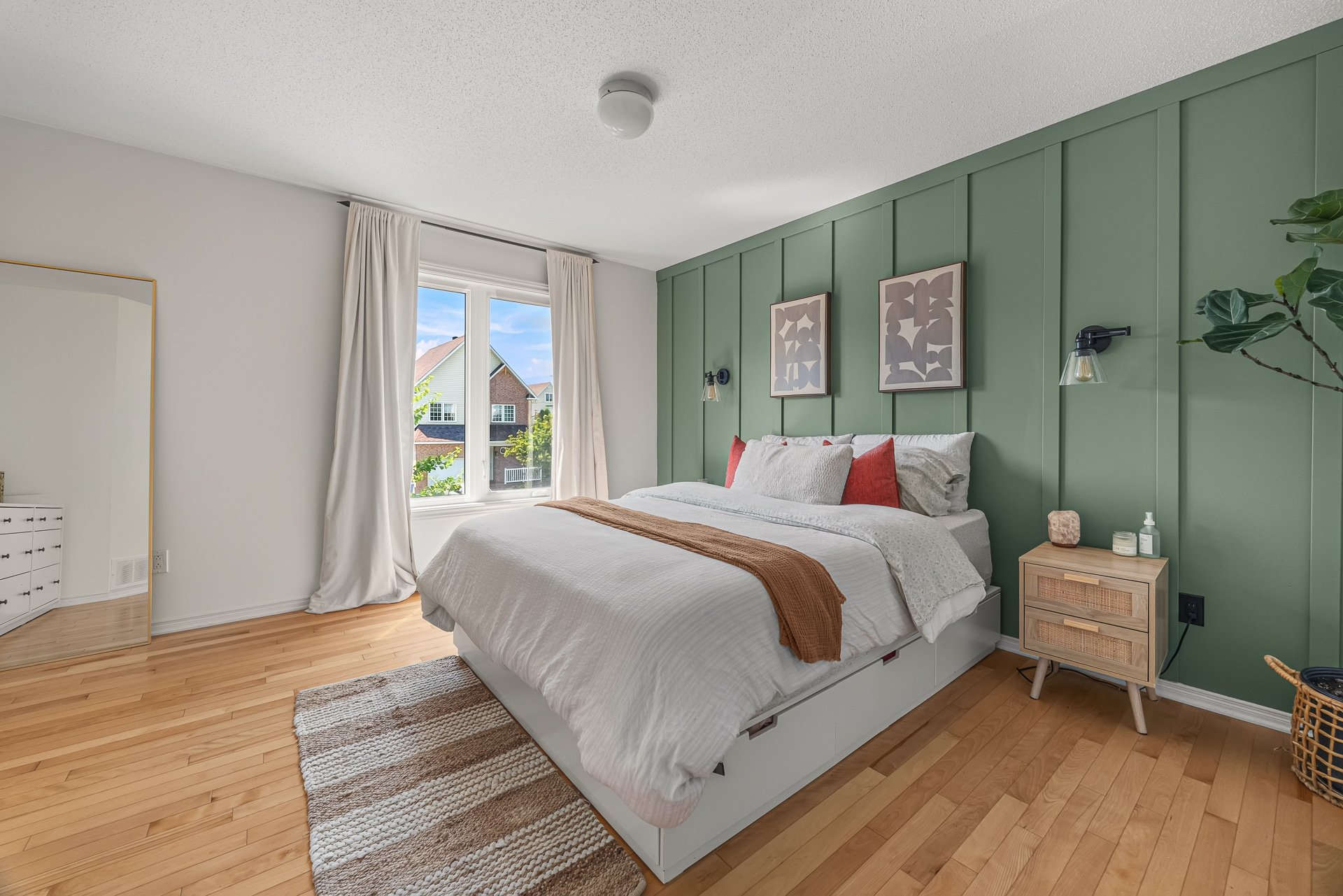 Primary bedroom