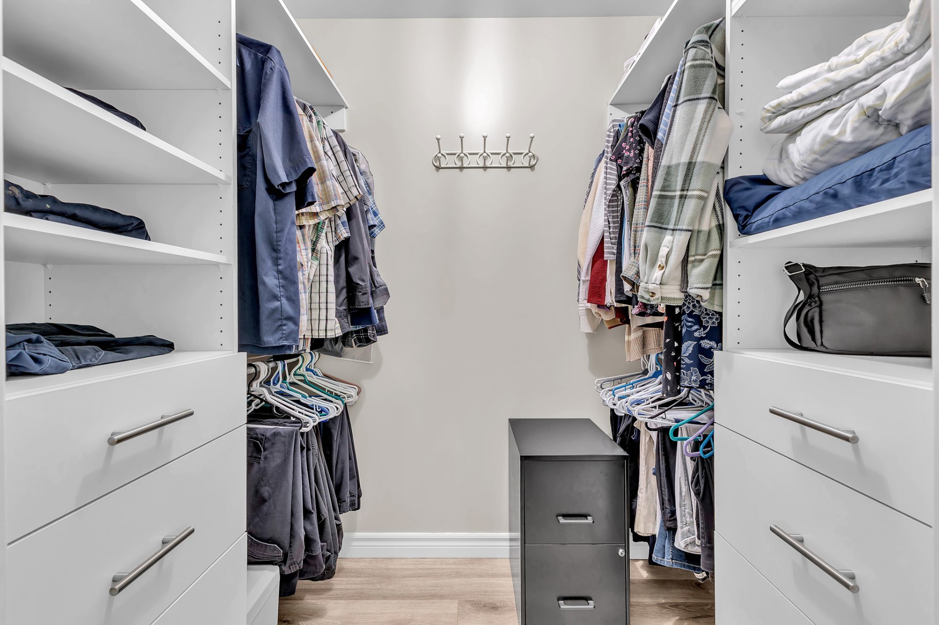 Walk-in closet
