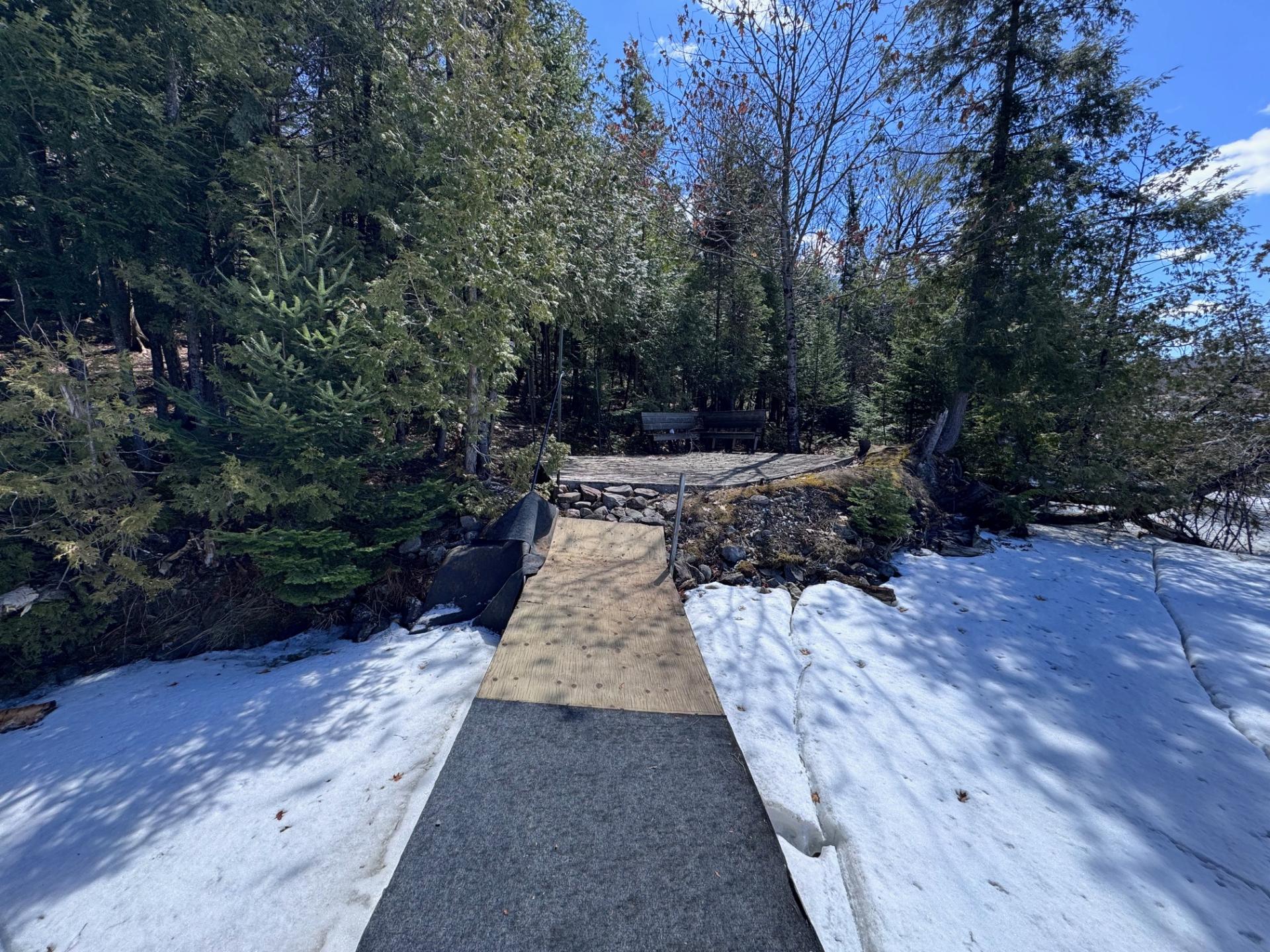 Autre - Quai et terrasse