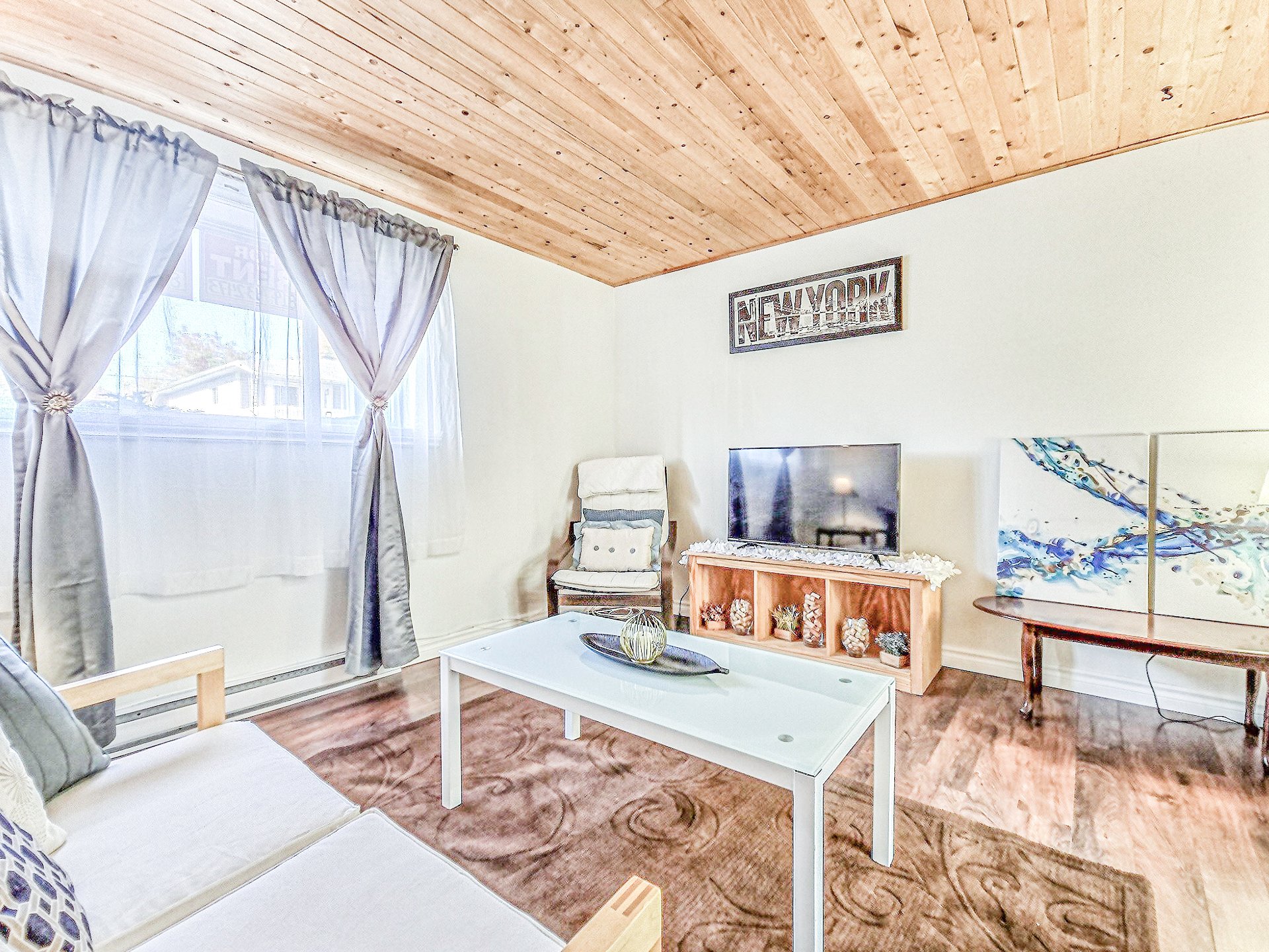 Living room - apt E à titre d'exemple seulement