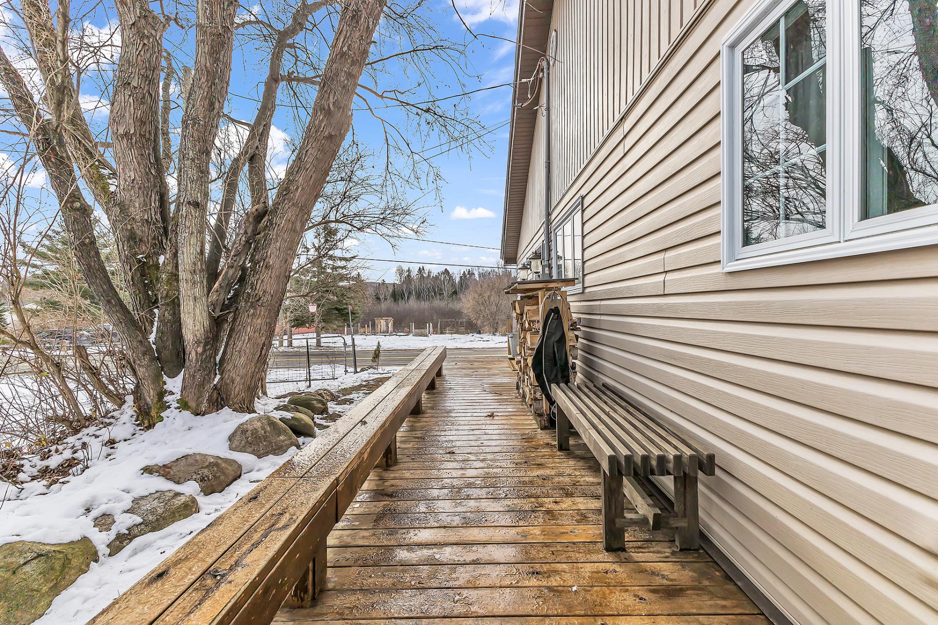 Autre - Gallerie sur le côté