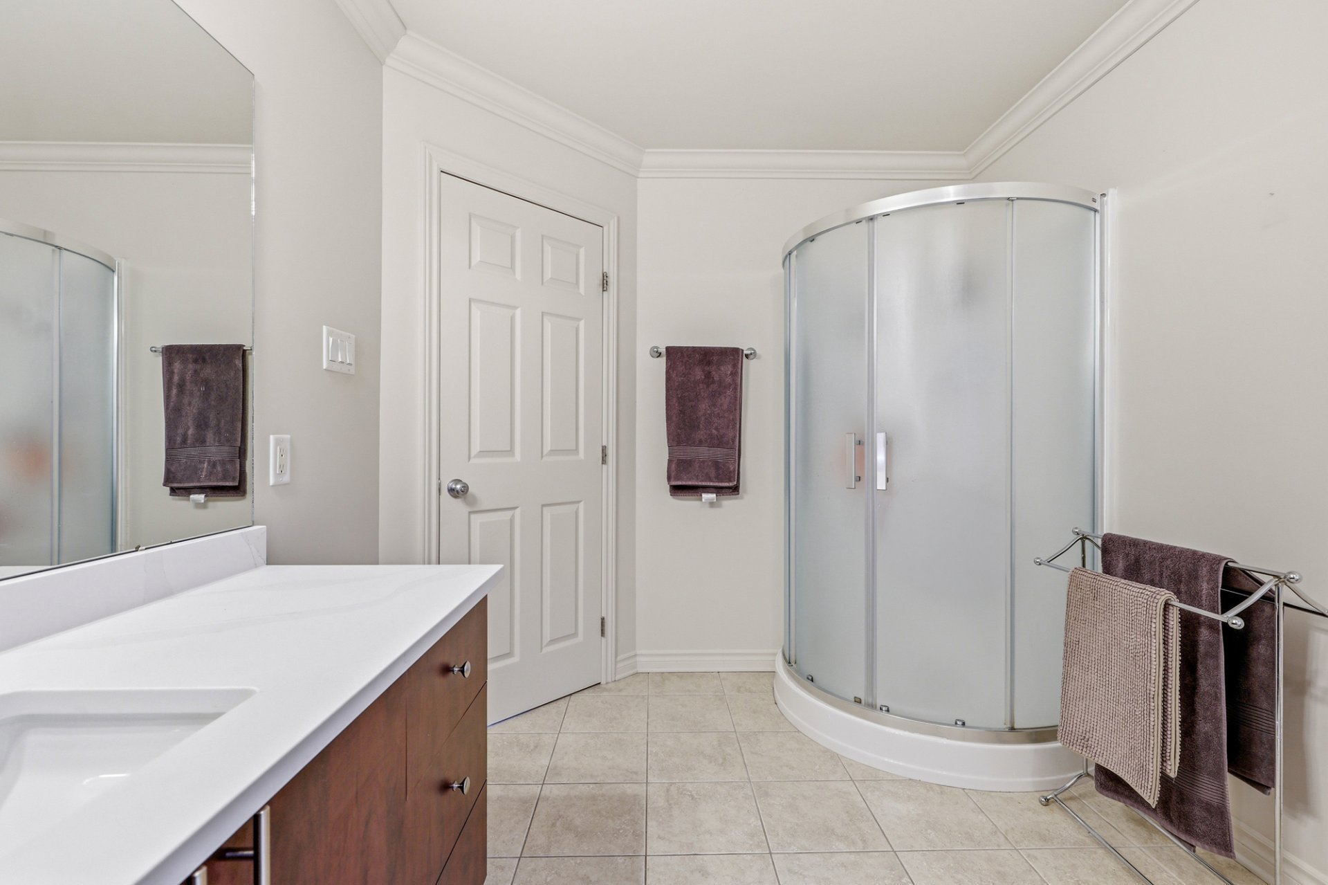 Ensuite bathroom
