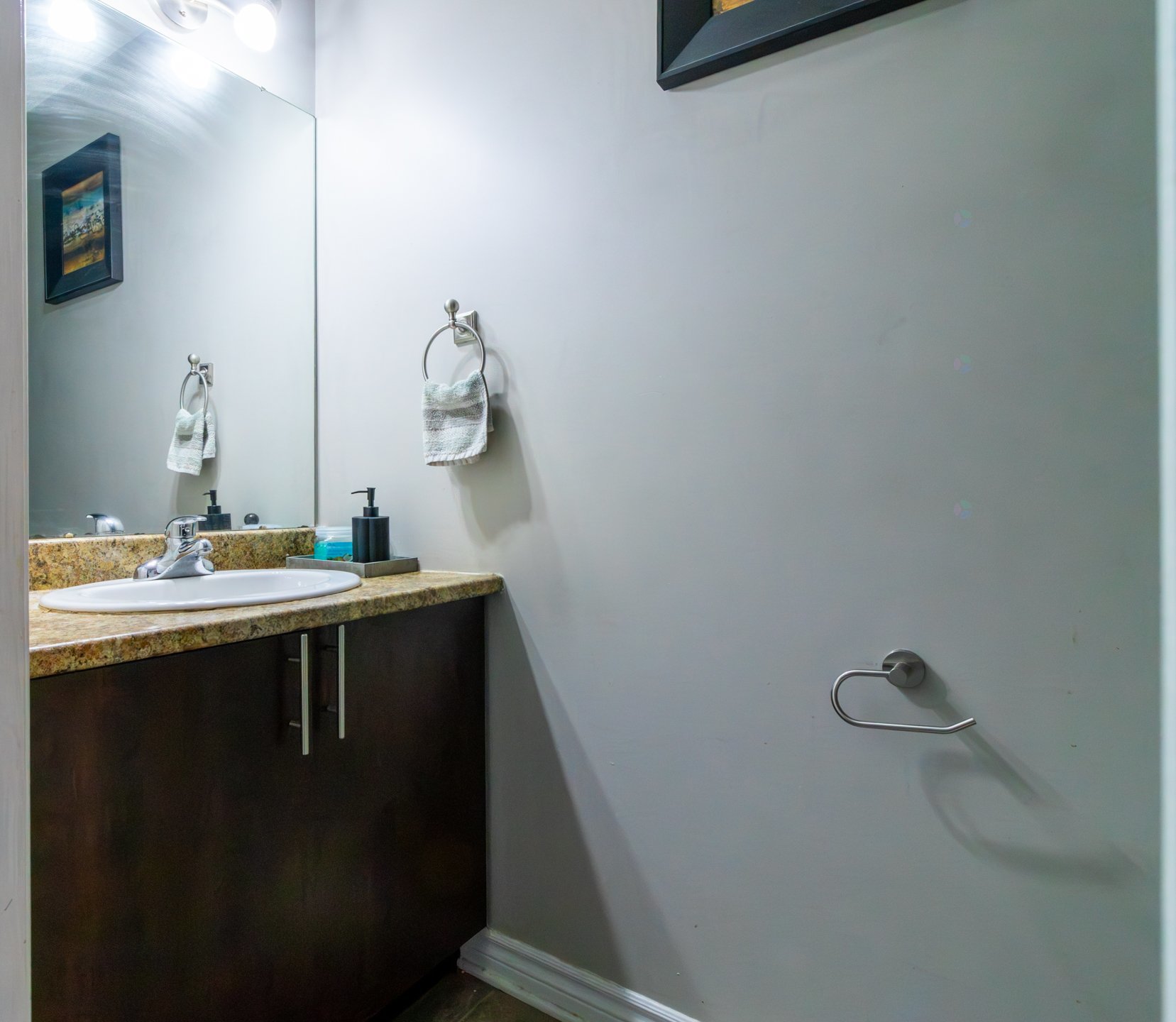 Powder room