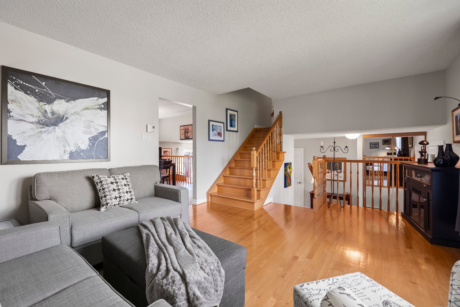 Vue d'ensemble - Salon 1 de 3