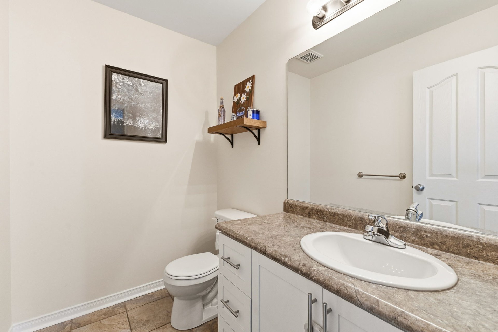 Powder room