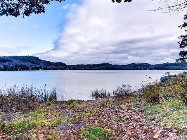 Access to a body of water