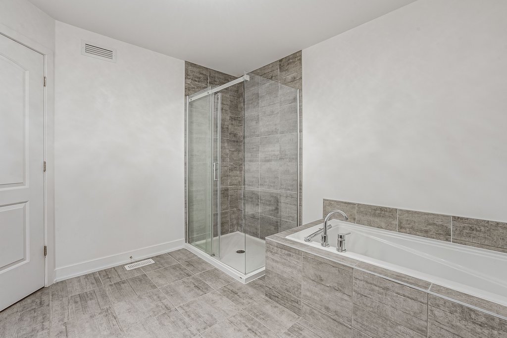 Ensuite bathroom