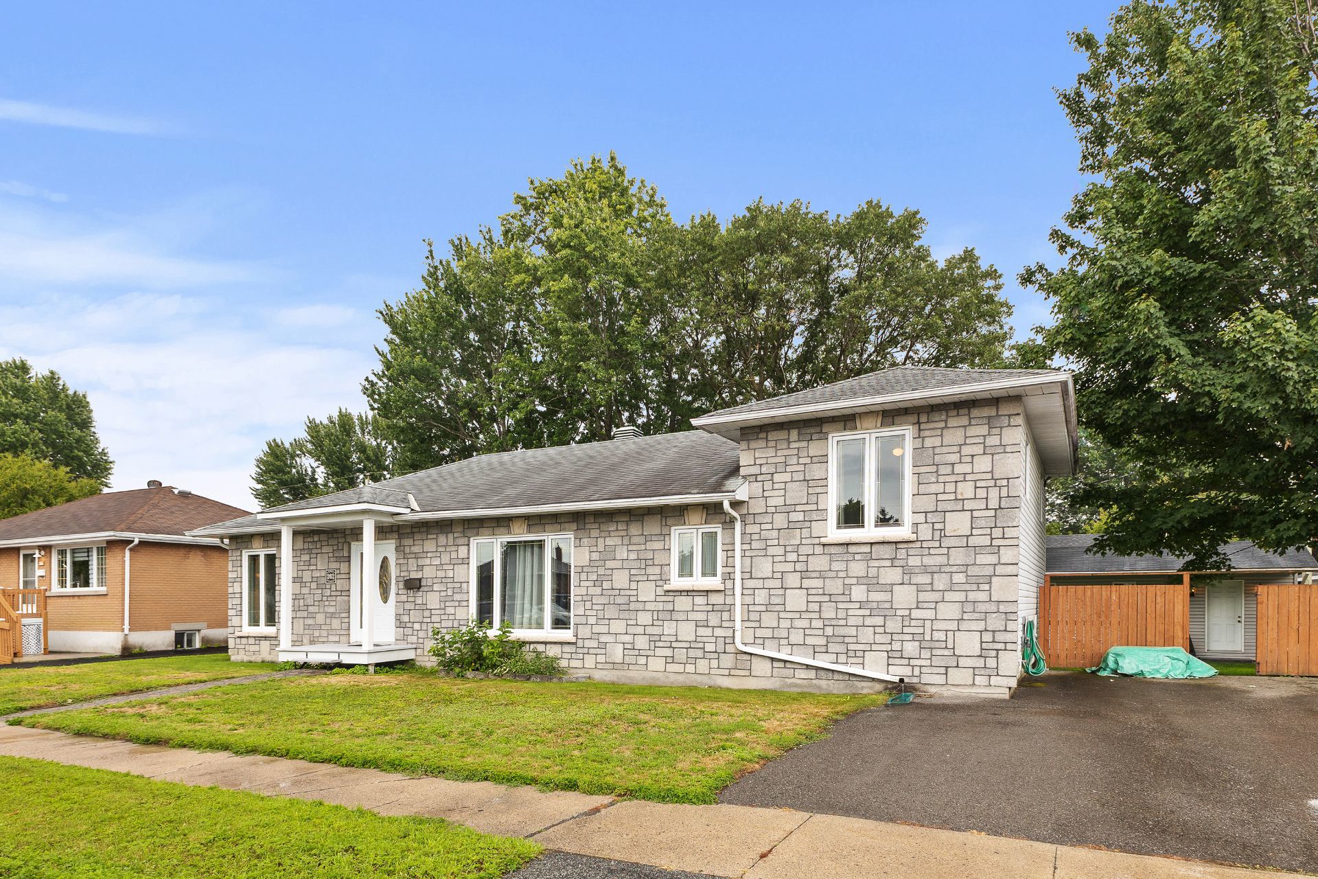 262 Rue St-James 