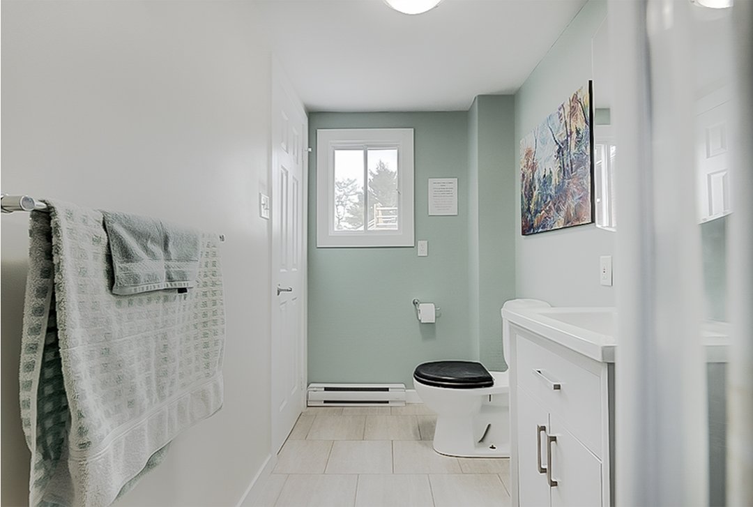 Other - Downstairs apartment/Bathroom