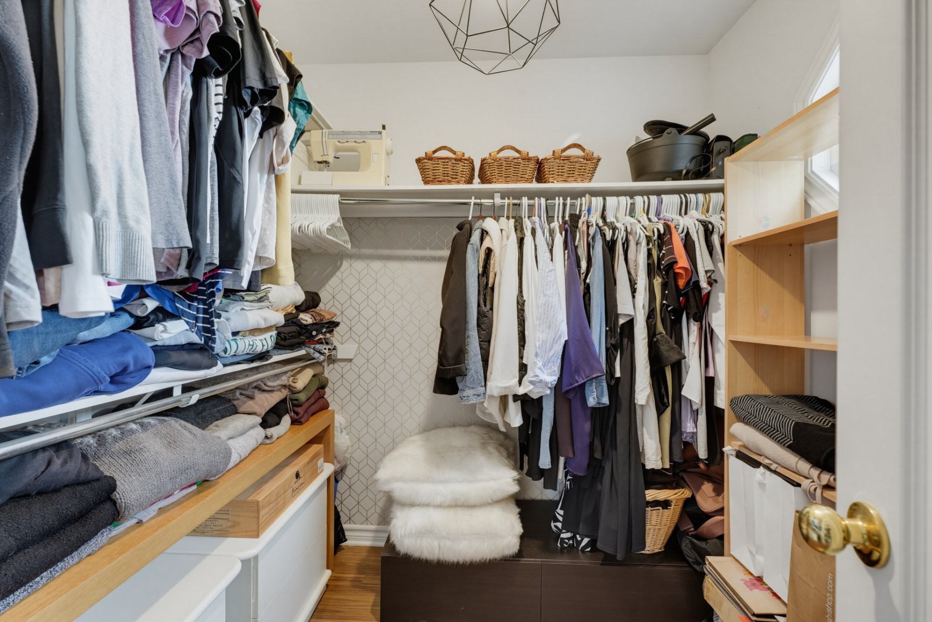 Walk-in closet