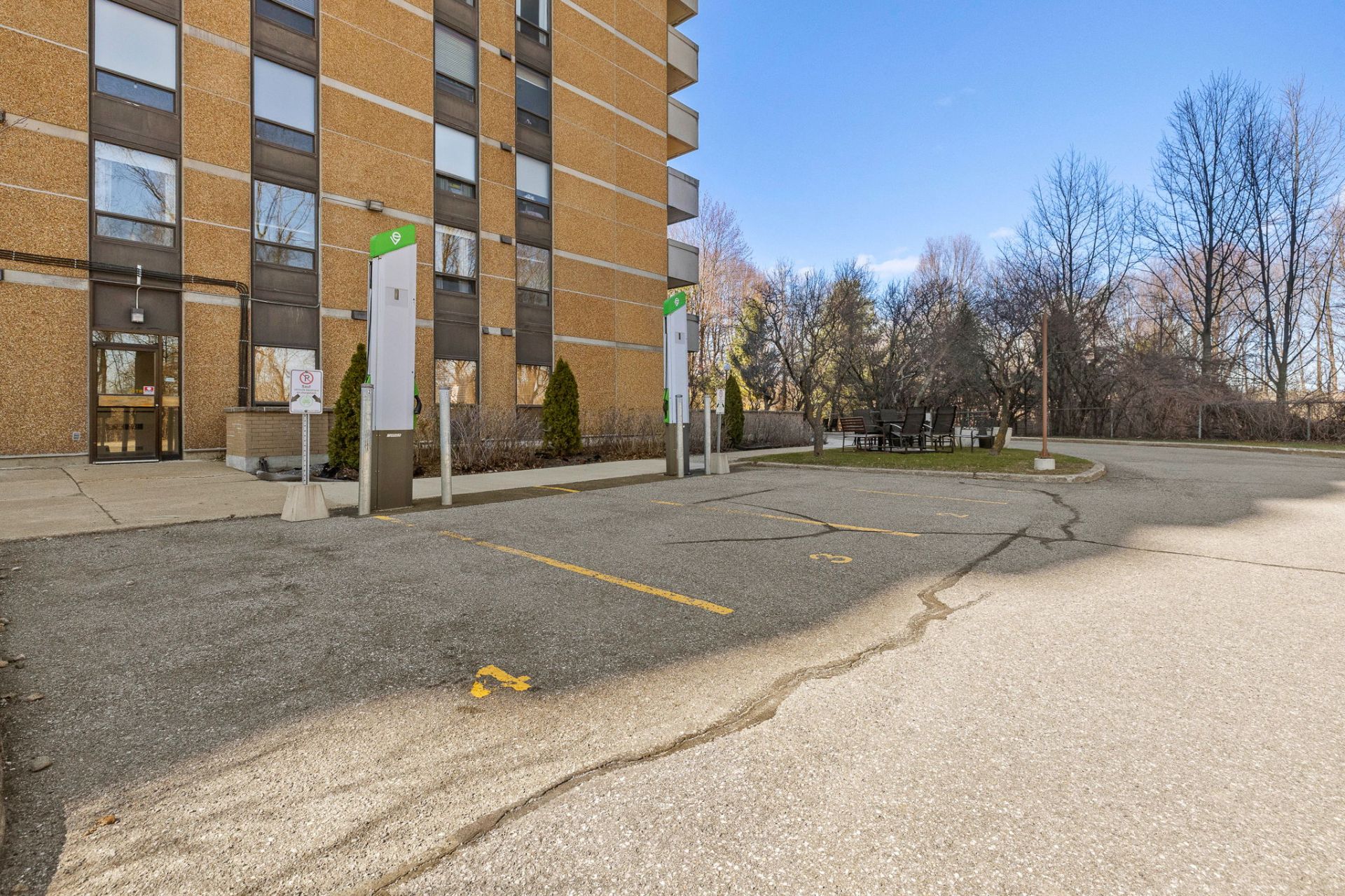 Autre - Borne de recharge électrique