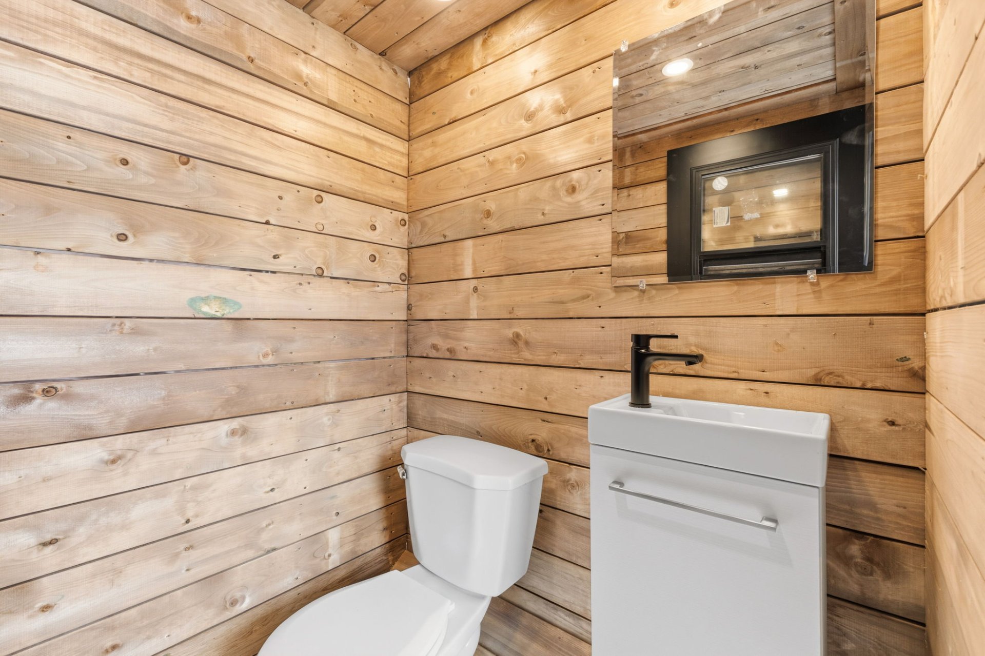 Powder room