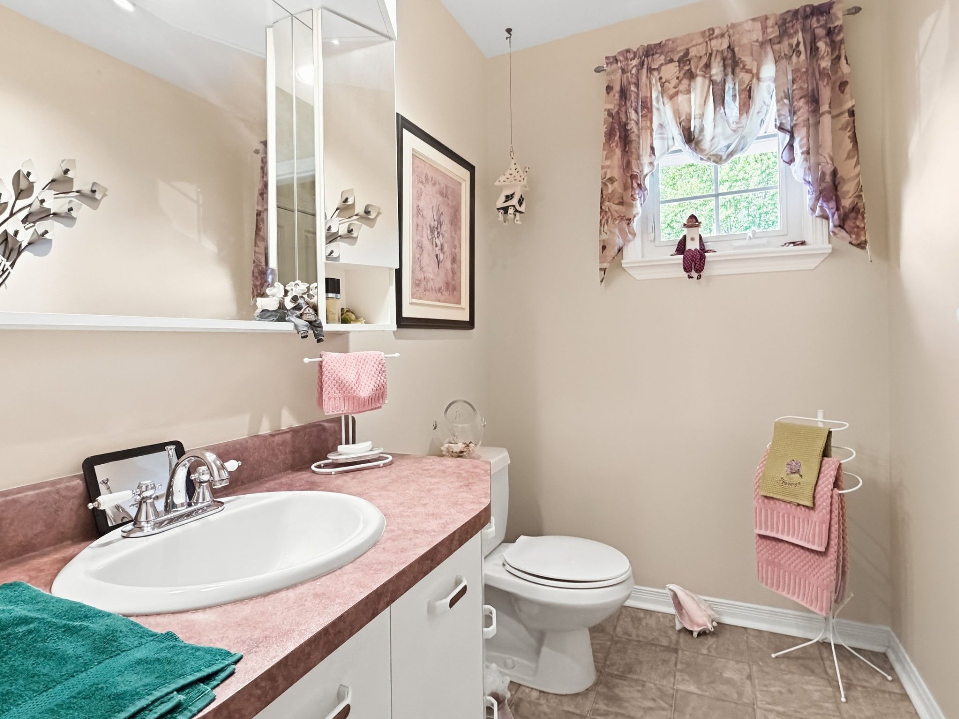 Powder room