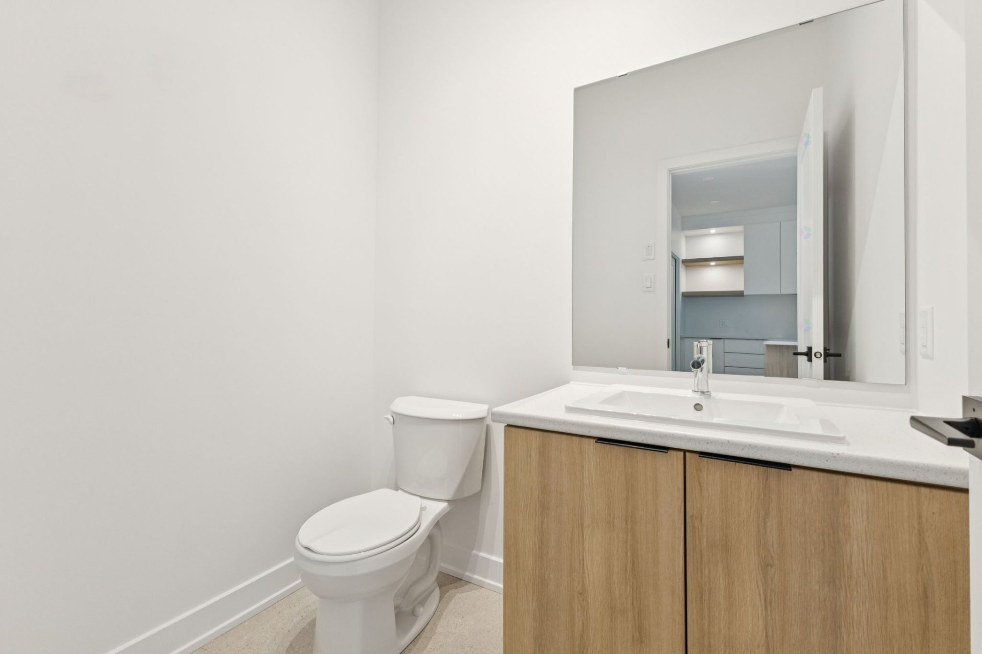 Powder room