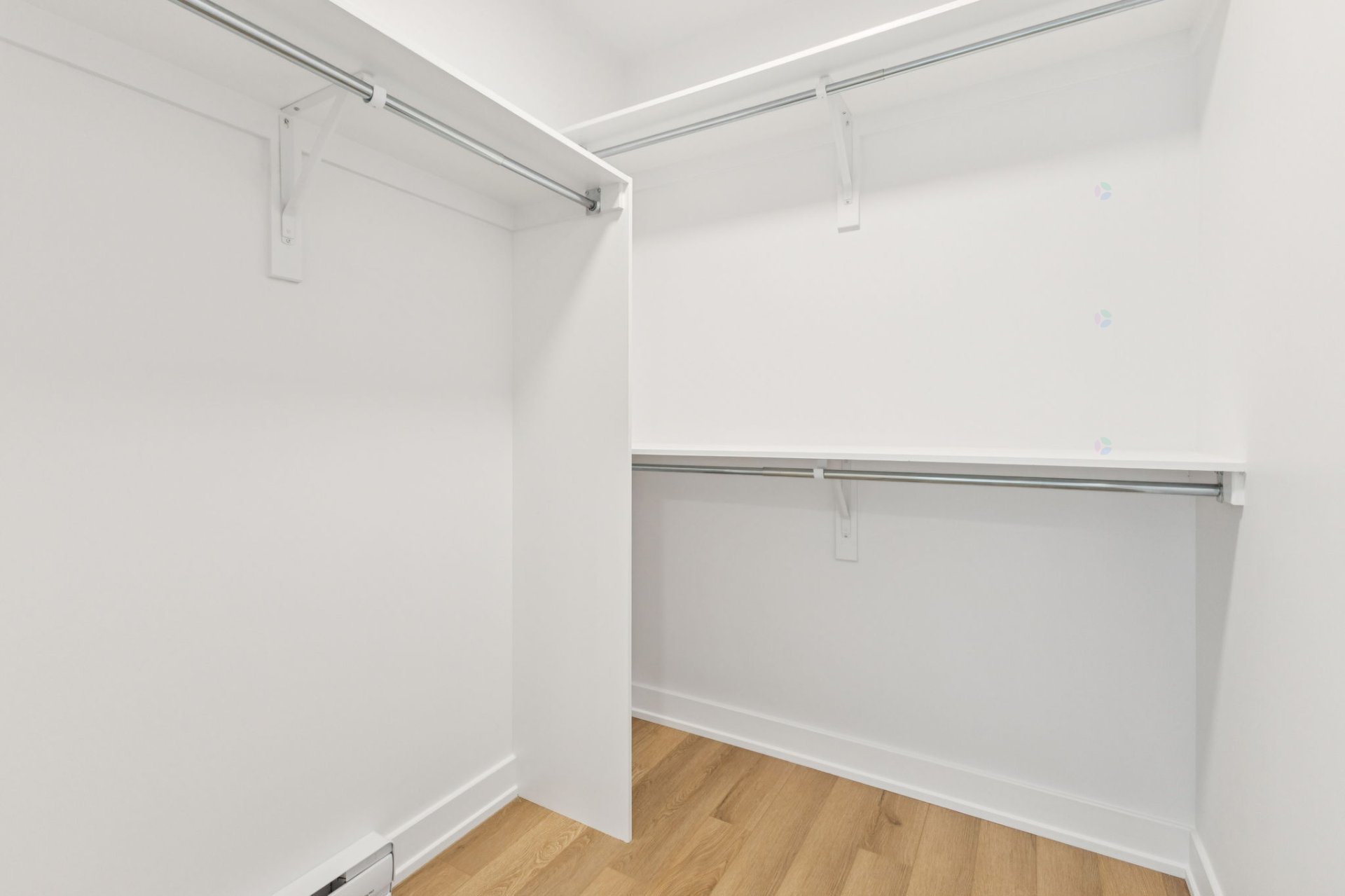 Walk-in closet