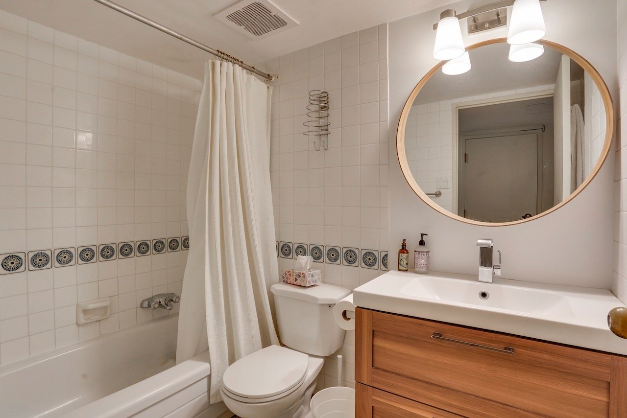 Salle de bains attenante à la CCP