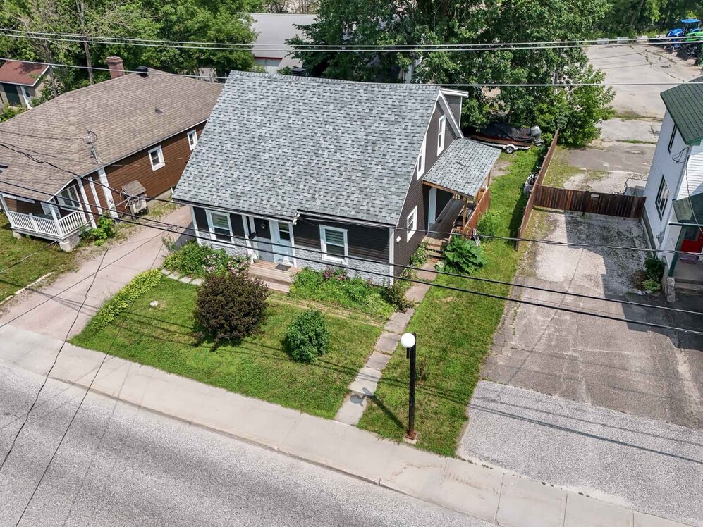 298 Rue des Oblats 