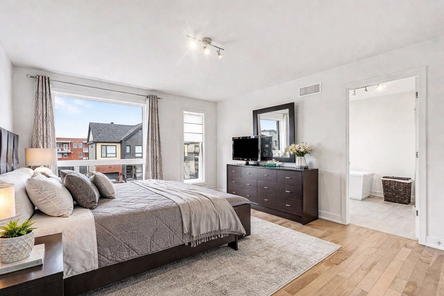 Master bedroom