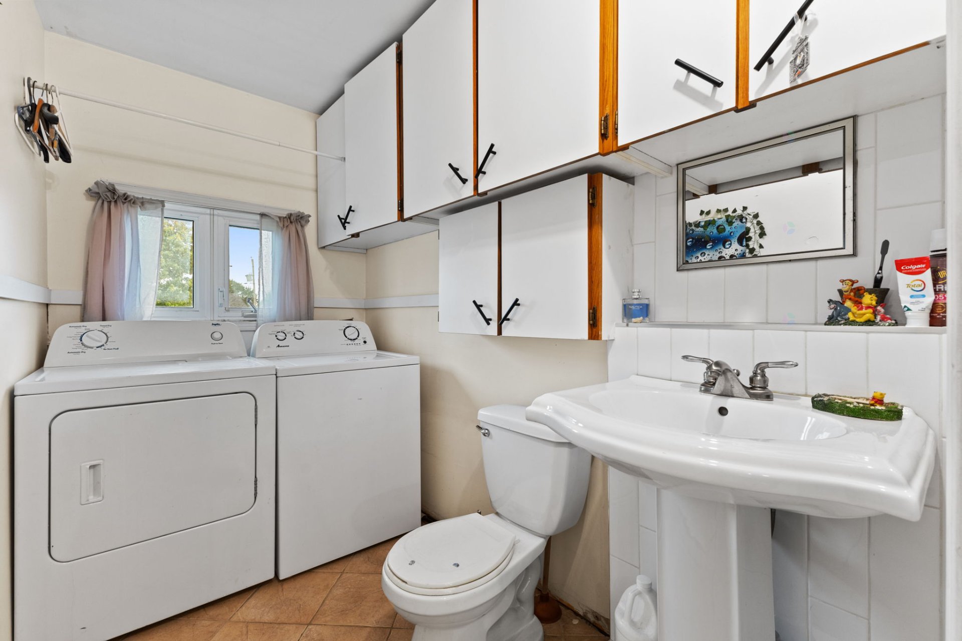 Powder room