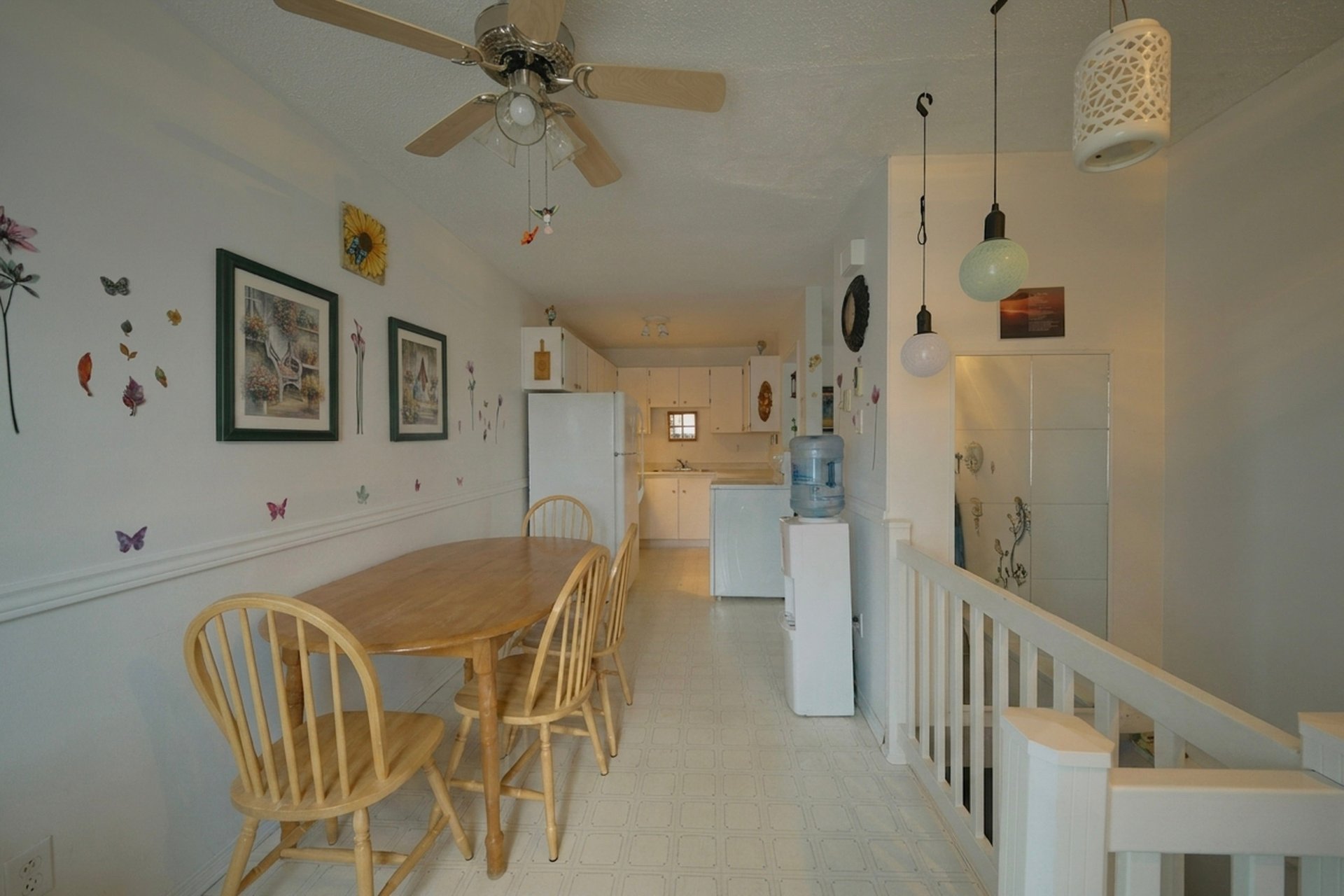 Kitchen - Decluttered photo for visualization