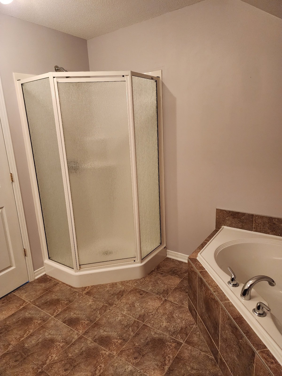 Salle de bains attenante à la CCP
