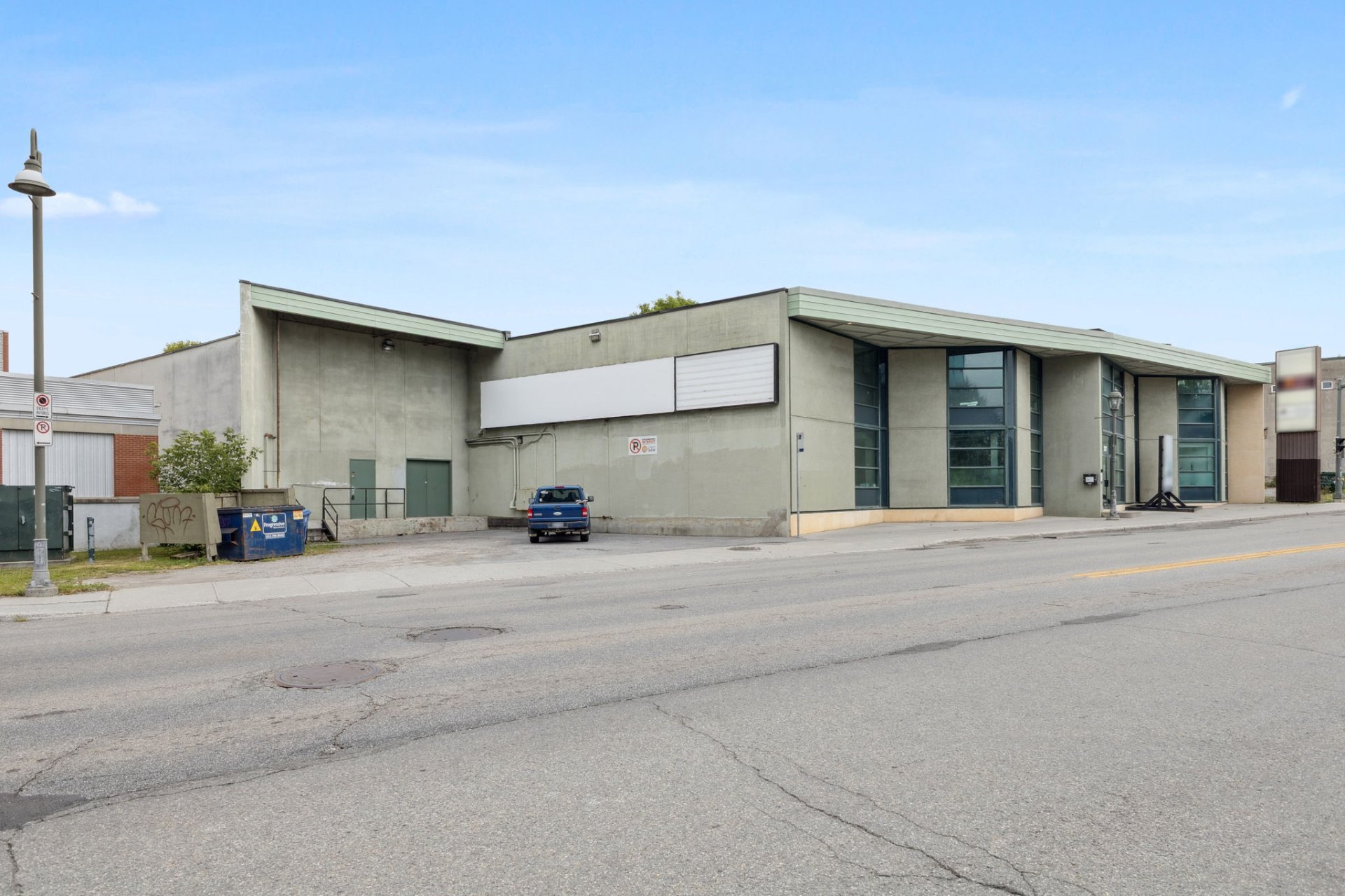 217 Rue Montcalm 203