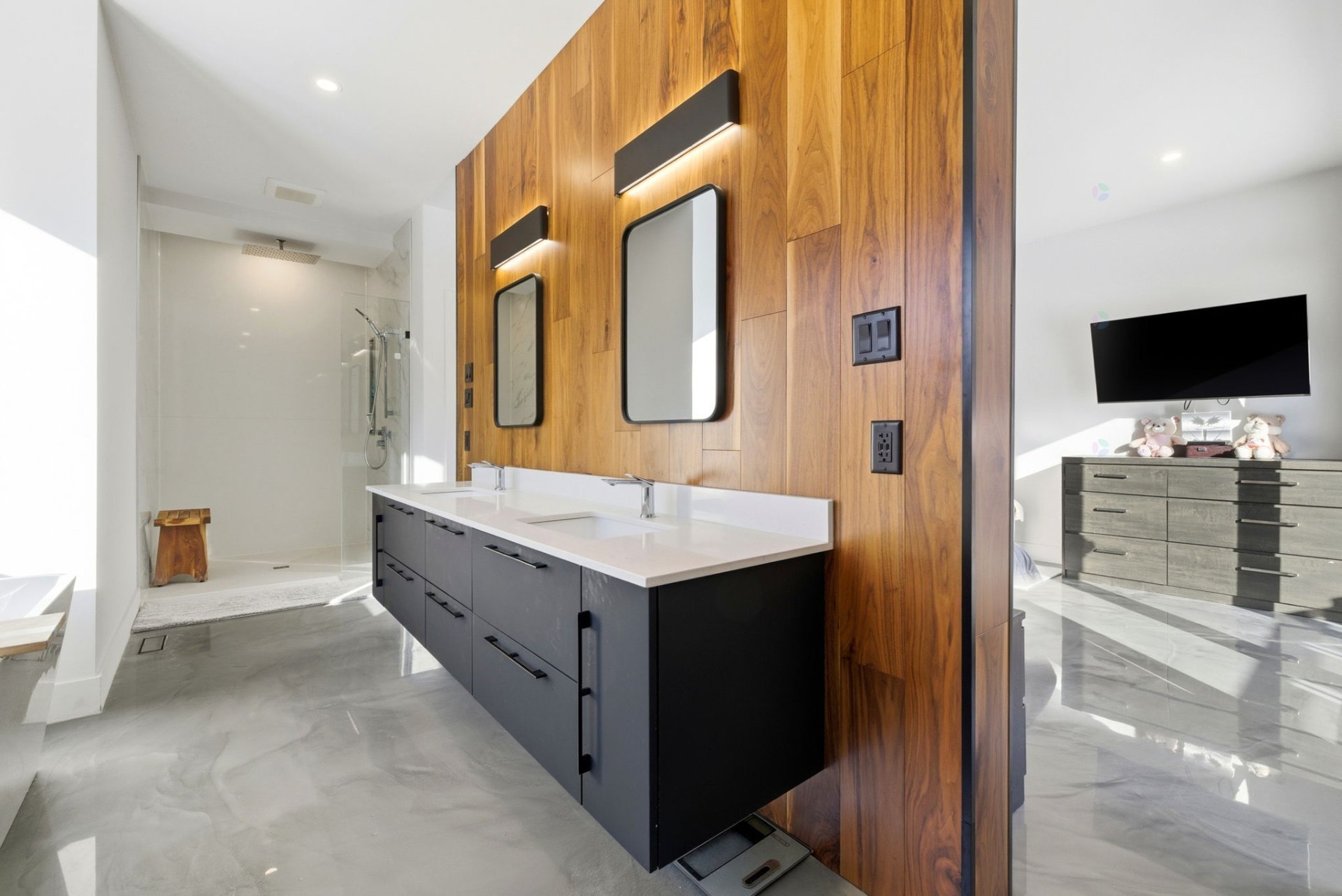 Ensuite bathroom